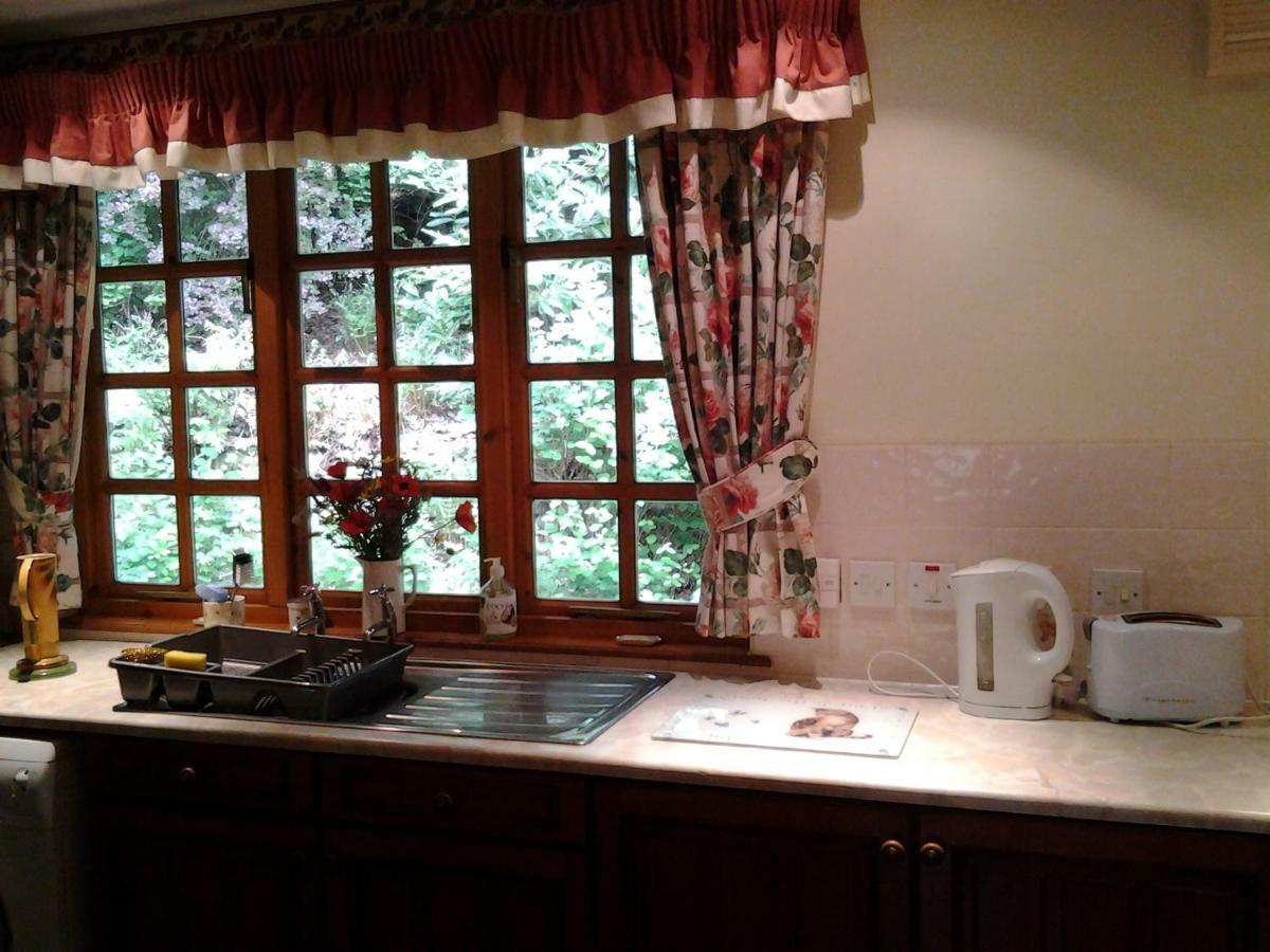 Toll Bridge Lodge Банкори Экстерьер фото